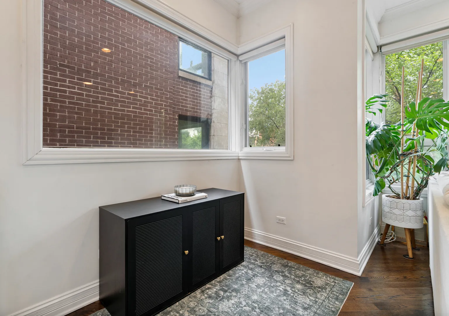 2 bed, $3,800 — Photo 4