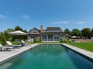 3 Nora's Ln, Edgartown, MA 02539