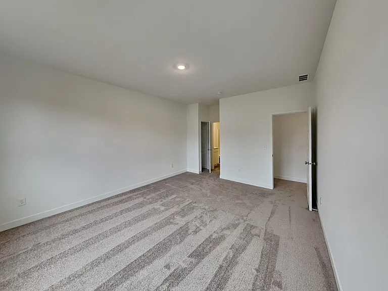 842 Holmdale Dr — Photo 16