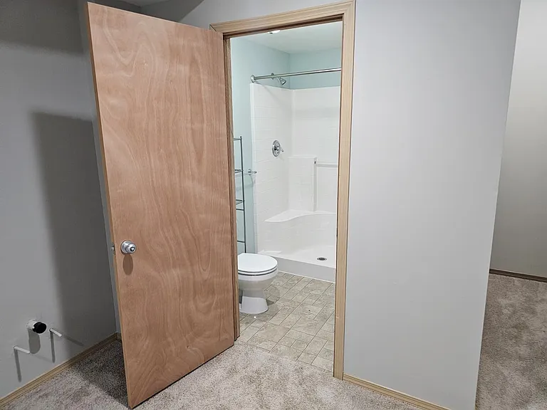 110 S Cambrian Ave — Photo 3