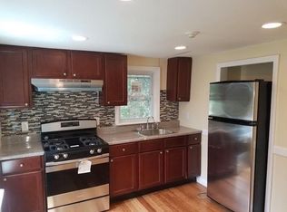 241 Appleton St APT 6, Lowell, MA 01852