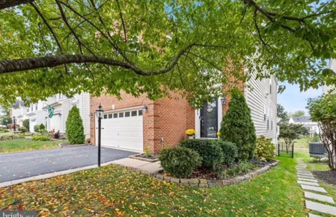 1 bed, $1,800 — Photo 1