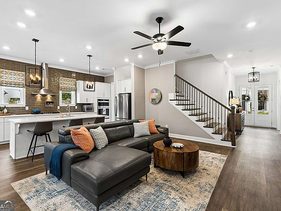 5th image of 109 Ivey Way