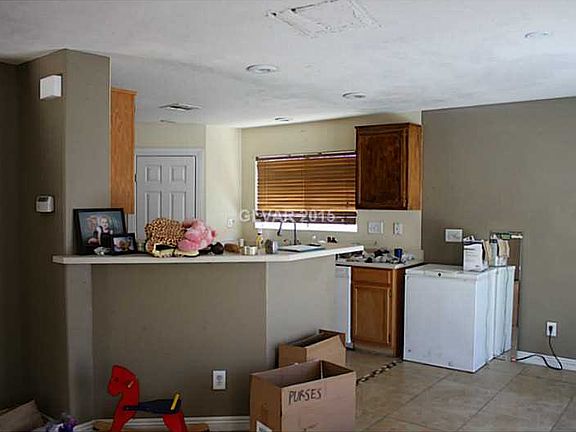 2nd image of 11793 Bella Luna St