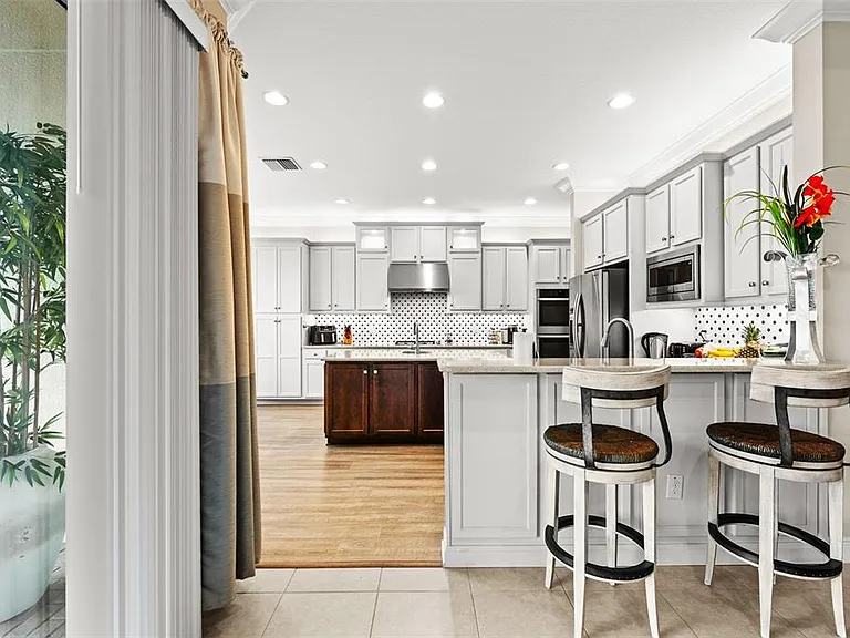 30715 Tumbleberry St — Photo 3