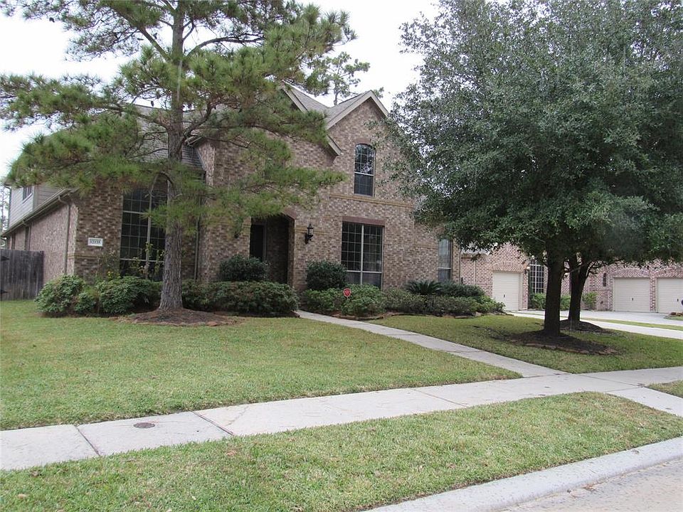 1st image of 12135 Pinelands Park Ln