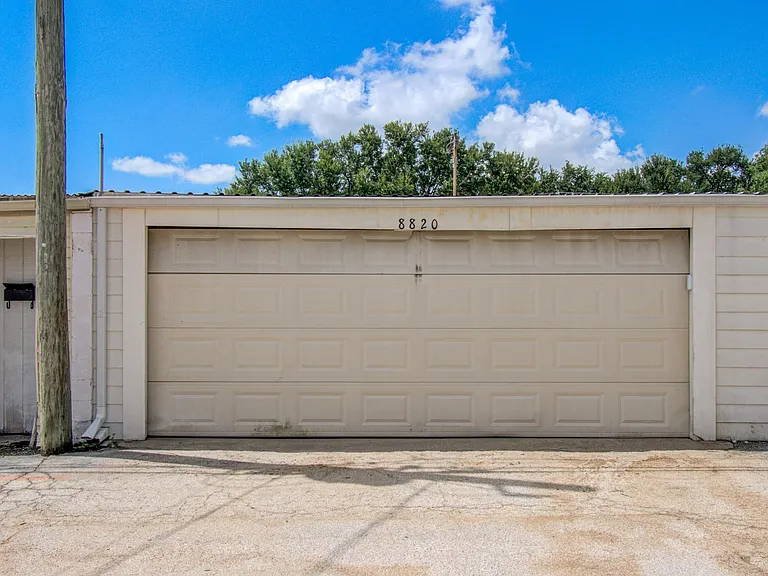 8820 Bissonnet St — Photo 38