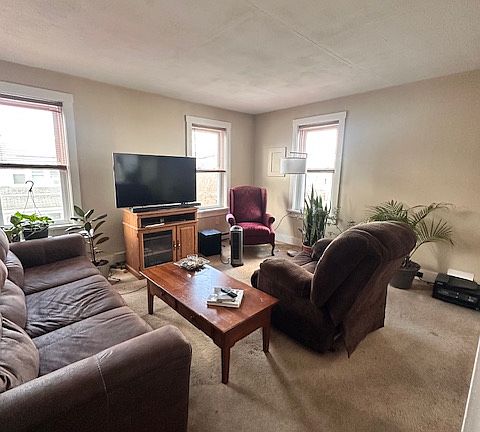 5th image of 12 E Lemon St #12