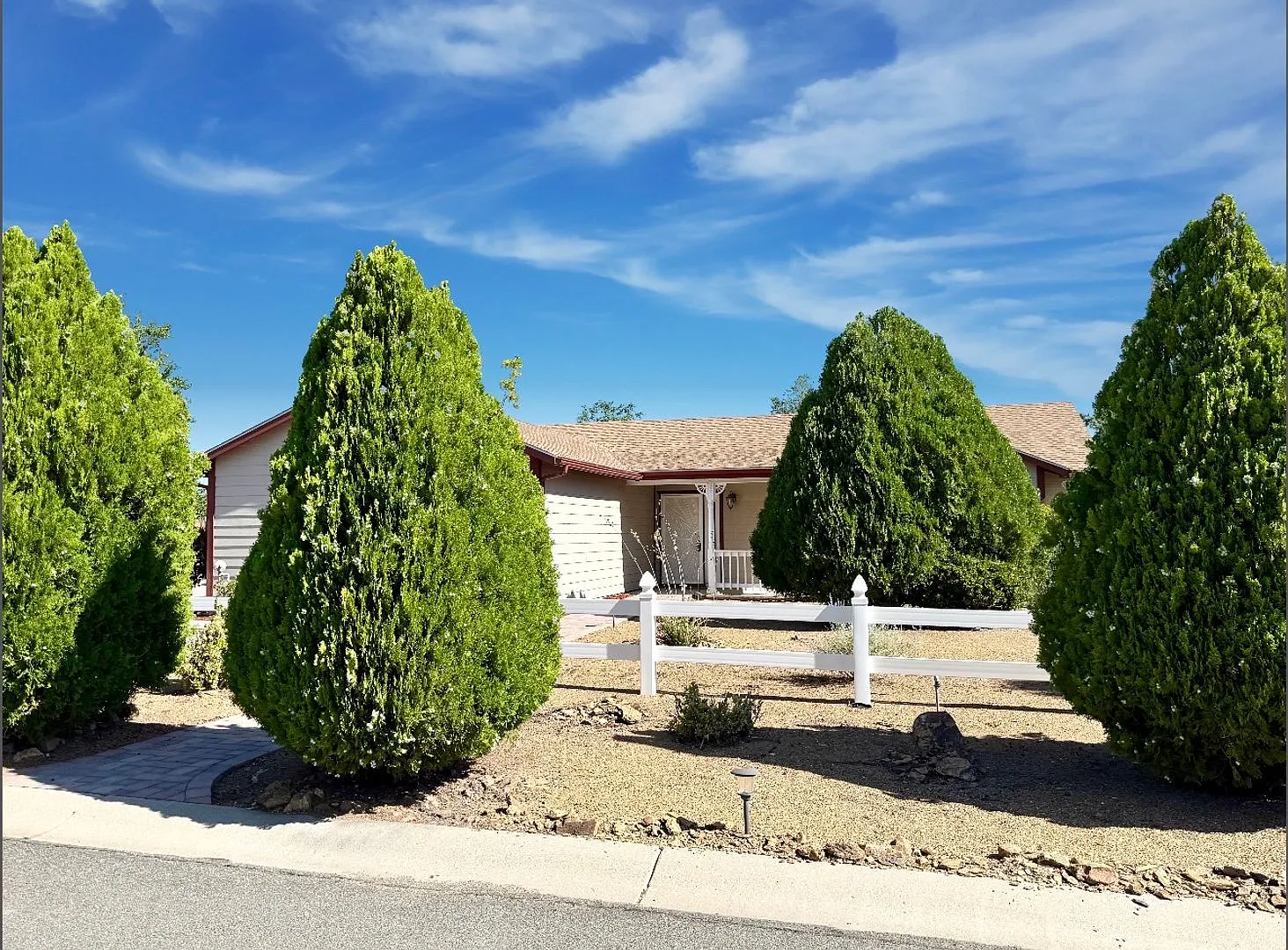 Move-In Ready Home in Desirable Parkside Village! — Photo 3