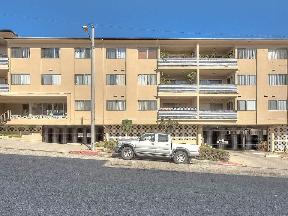 608 N Taylor Ave, Unit 211, Montebello