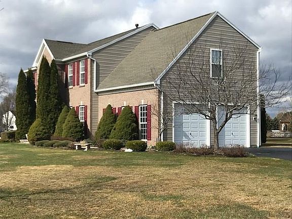 3rd image of 141 Christina Dr