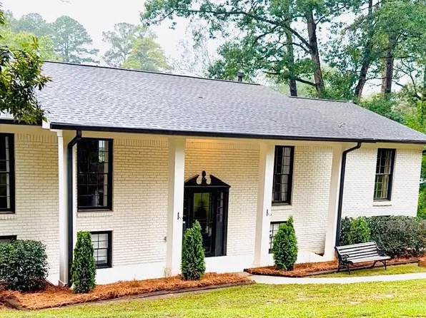 2309 Woodcreek Dr, Birmingham, AL 35226