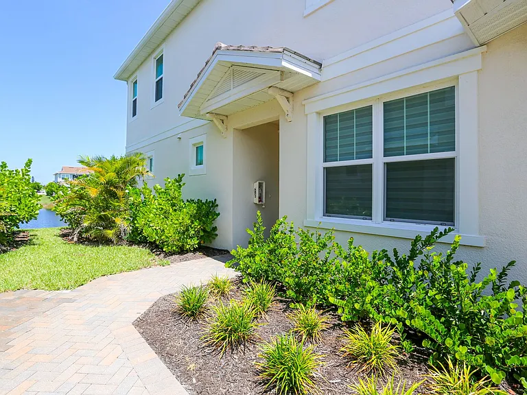 4709 Arboretum Cir #101 — Photo 32