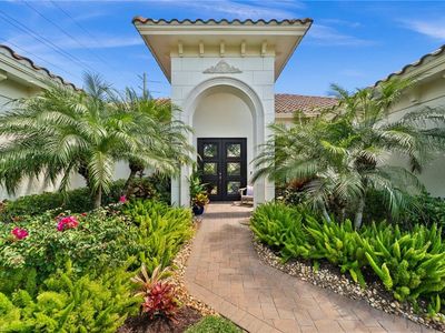 914 Tivoli CT, Naples, FL, 34104