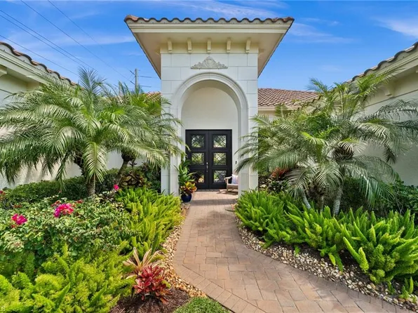 914 Tivoli CT, NAPLES, FL 34104