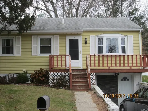 39 Arlington Pl, Middletown, NY 10940