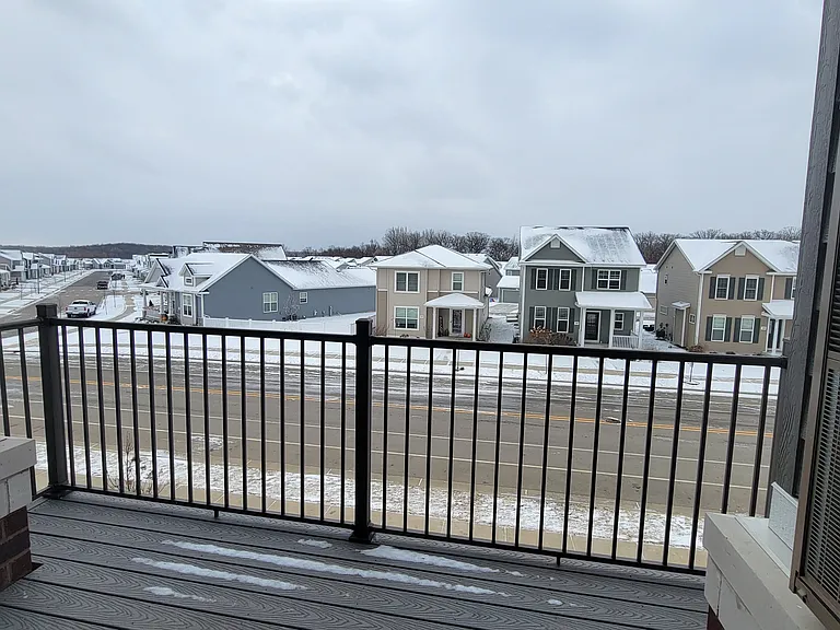 Van Buren East — Photo 34