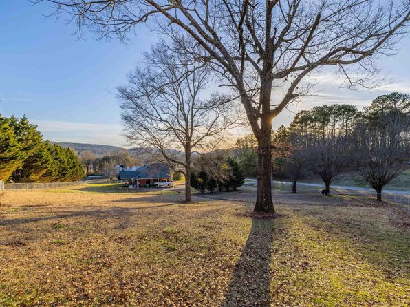 98 Greystone Dr, Oneonta, AL 35121