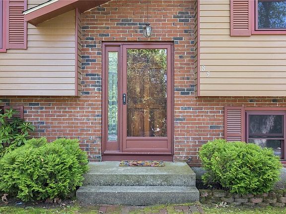2nd image of 85 Birkshire Dr
