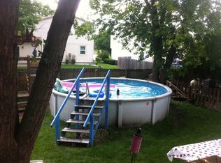 2003 Hidden Lake Dr, Bloomington, IL 61704