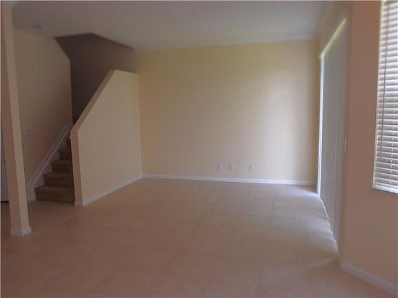 4th image of 10267 Olde Clydesdale Cir