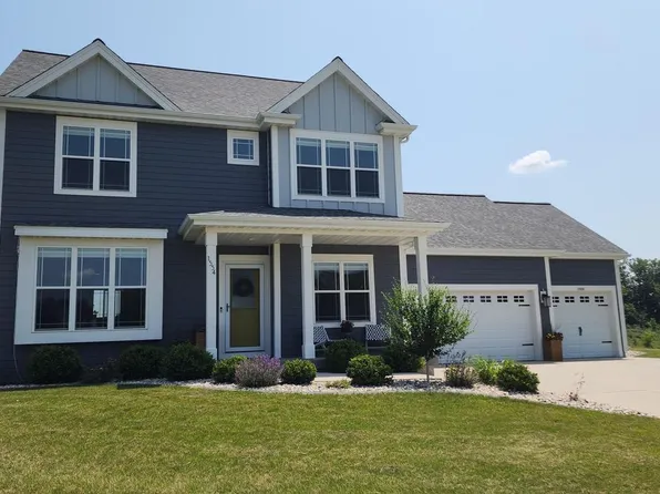 1554 Coventry COURT, Hubertus, WI 53033