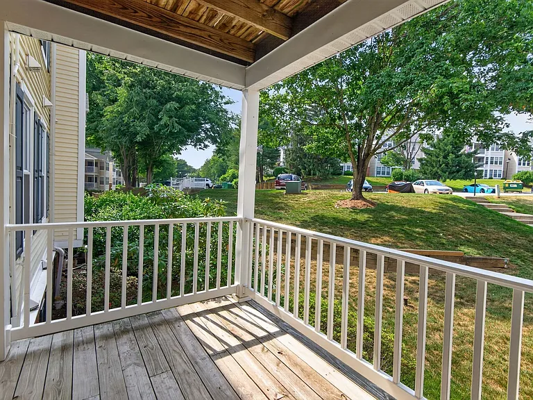 Private Deck