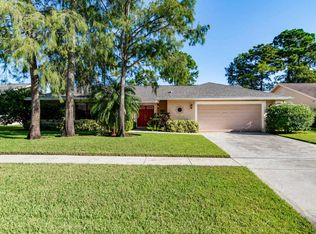 1351 Raintree Ln, Wellington, FL 33414