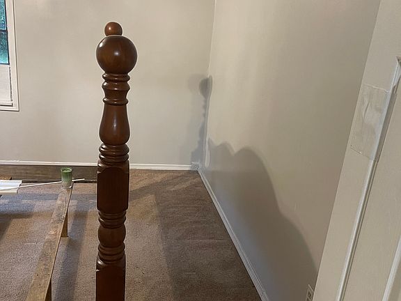 5th image of 1005 W Berard Dr