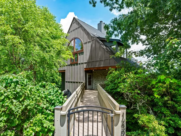 1239 Ski View Dr, Gatlinburg, TN 37738