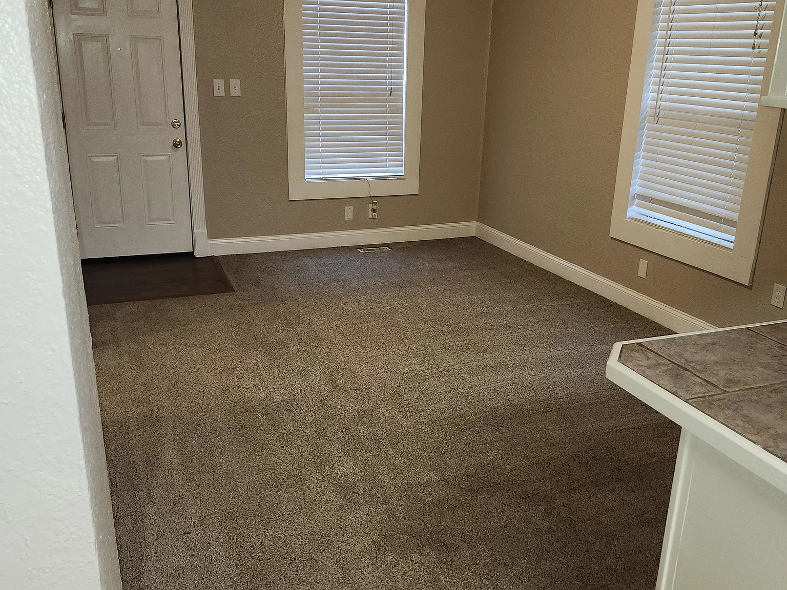 2 bed, 1488 sqft, $1,075 — Photo 4