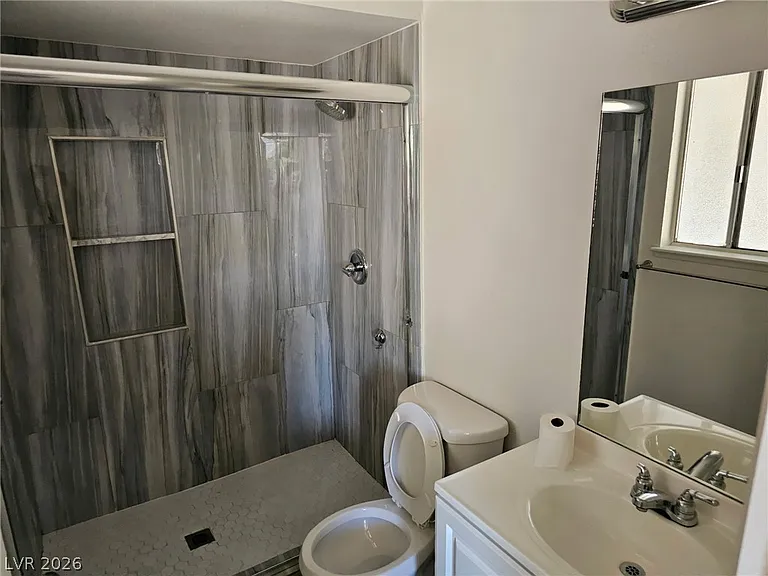 3905 Starflower Ct — Photo 7
