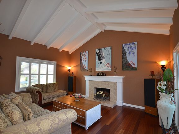 4th image of 4007 Valerie Dr