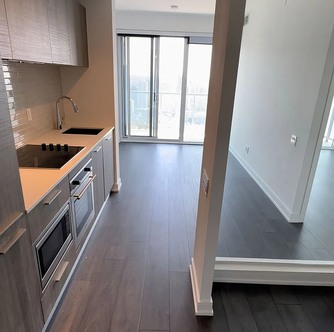 2 bed, $2,900 — Photo 4