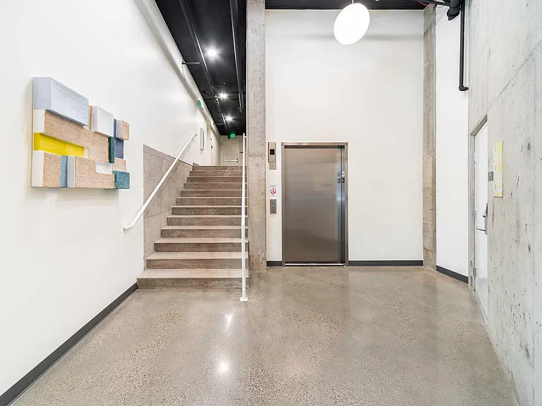 Encore Belltown Apartments — Photo 23