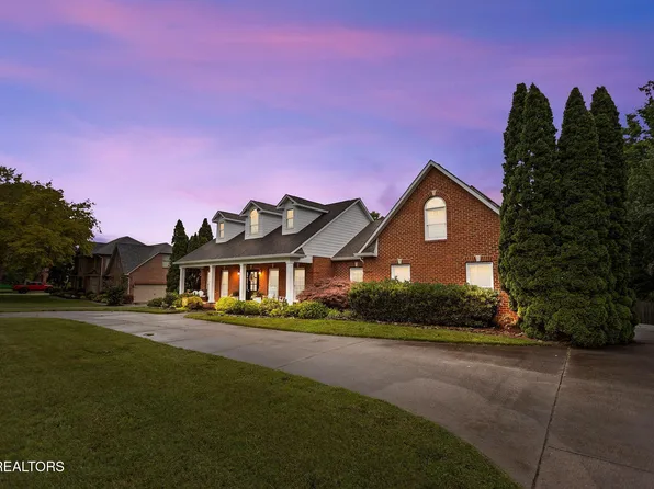 2414 Cross Creek Dr, Maryville, TN 37803