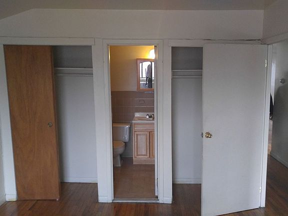 4th image of 1013 E 86th St