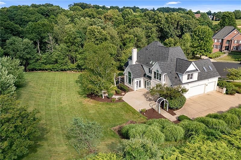 2026 Condor Ln, Gibsonia, PA 15044 Zillow