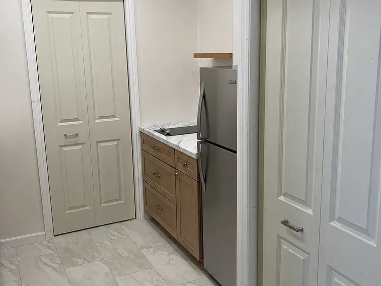 72 Wellings Pl #1 — Photo 1