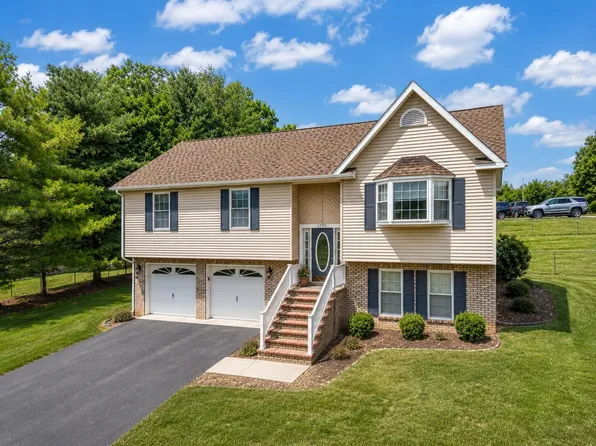 1973 Peppers Ferry Rd, Pulaski, VA 24301