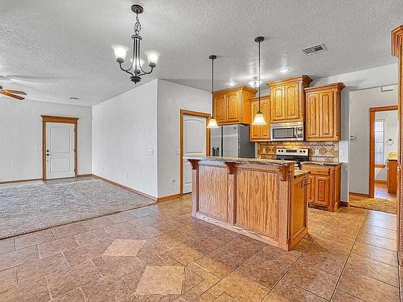 5th image of 2312 SW Rolling Hills Pl