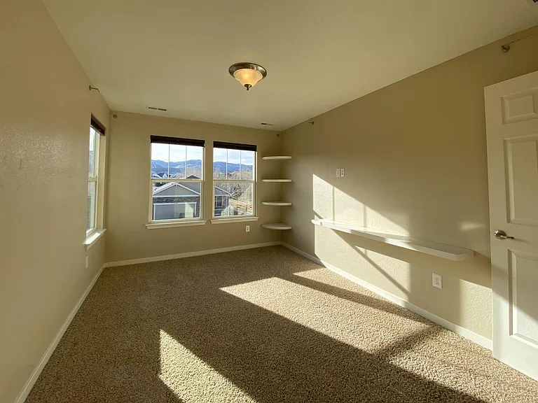 Upper level - bedroom 4 (14' x 11').