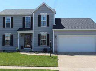 2003 Peace Rose Ln, Mishawaka, IN 46544