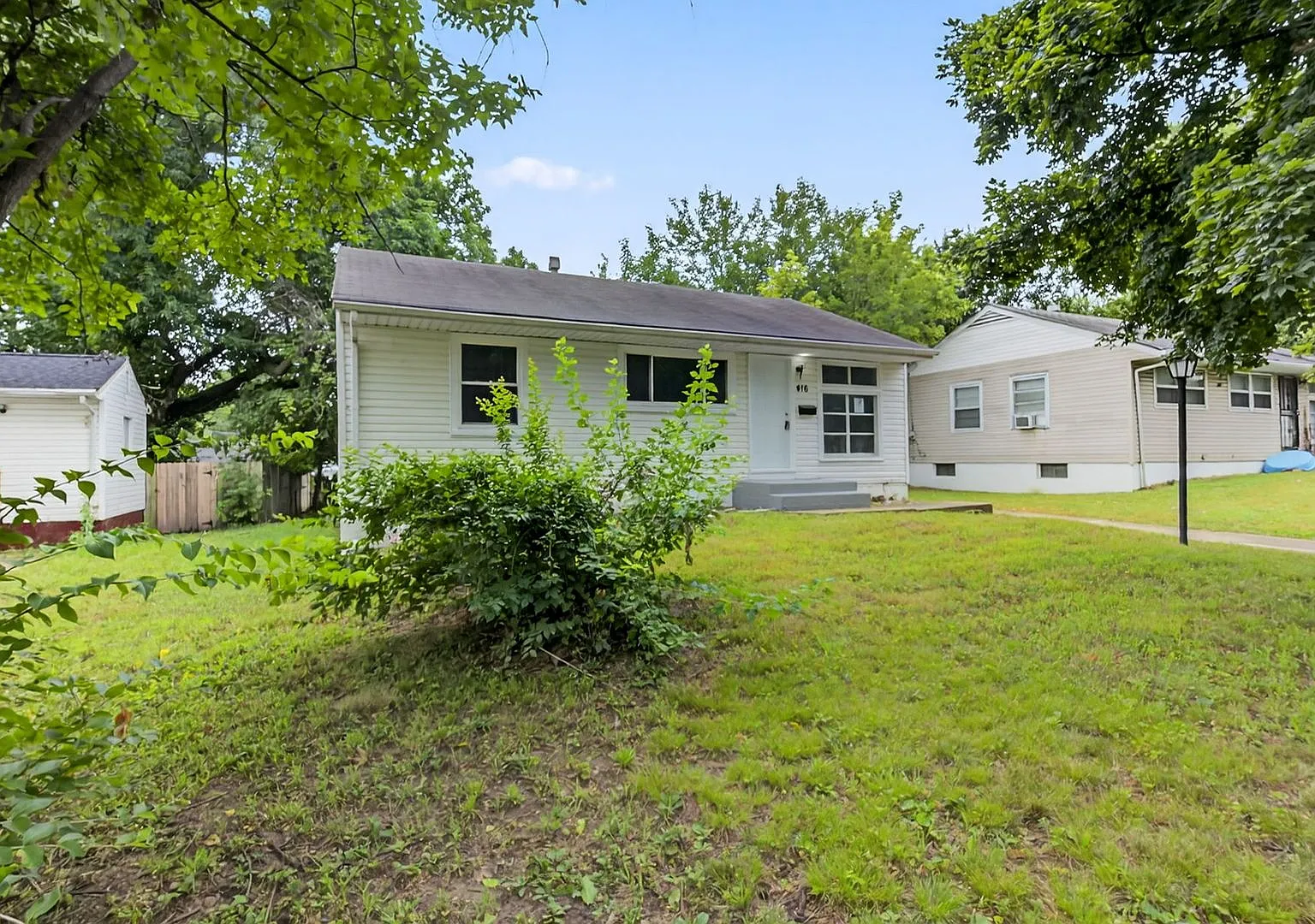 Section 8 Welcome | 416 Crawford Rd — Photo 3