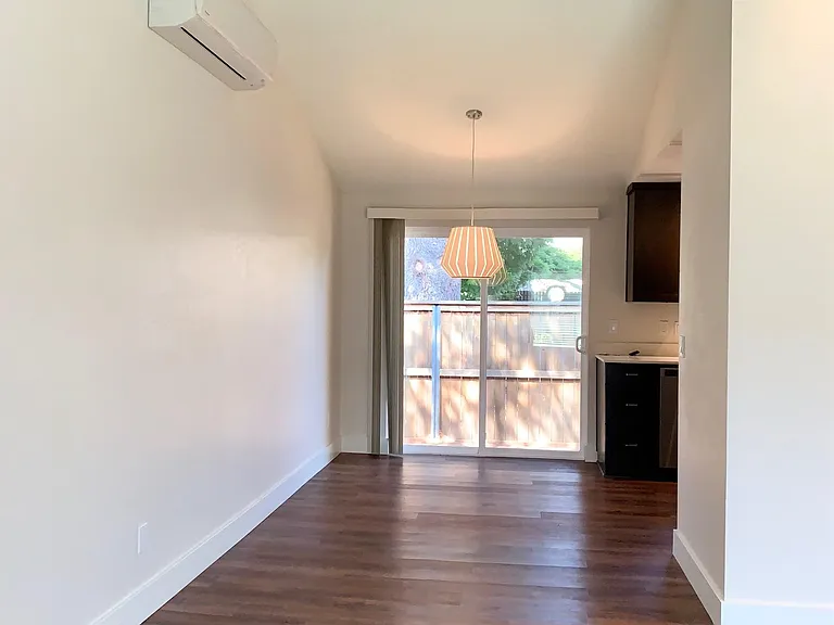 1304 SE 37th Ave — Photo 5