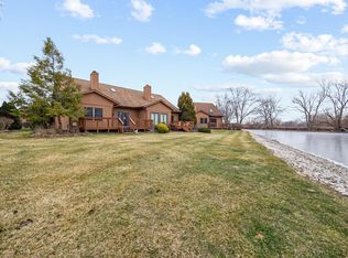 52 N Harbors End Dr, Port Clinton, OH