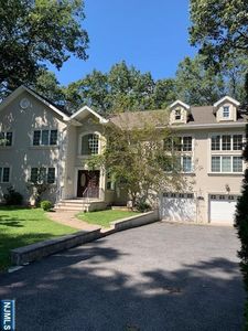 21 Addison Pl, Ho Ho Kus, NJ, 07423