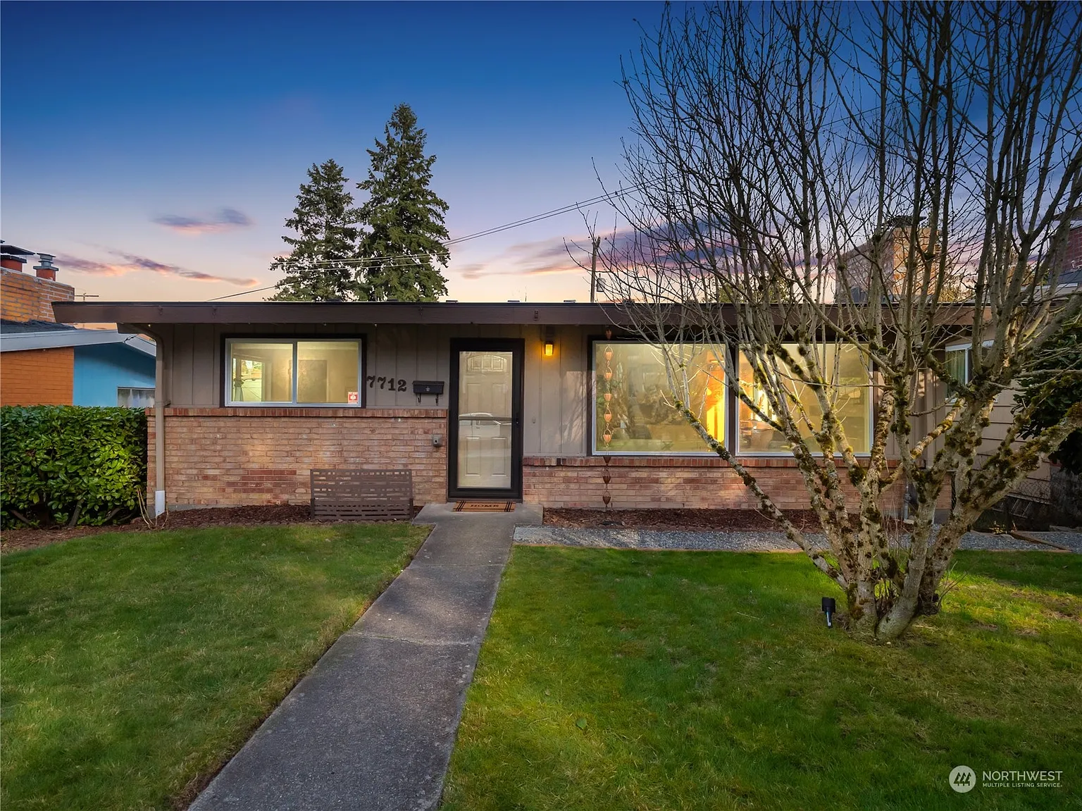 7712 18th Avenue SW photo 1