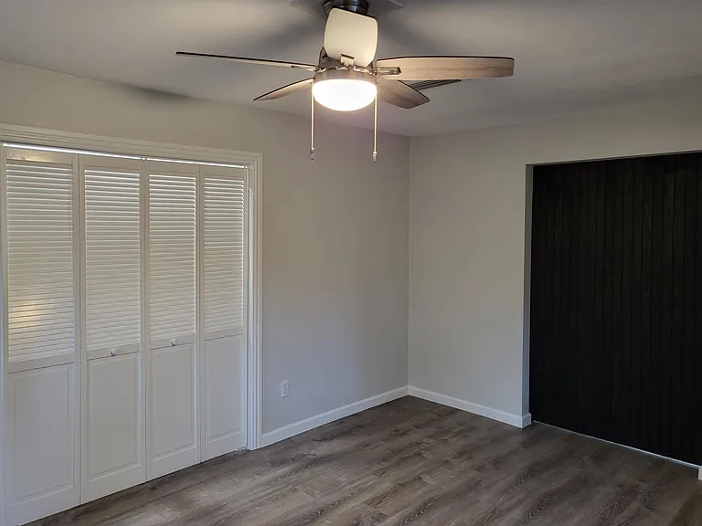 6912 Meadowbrook Dr — Photo 10