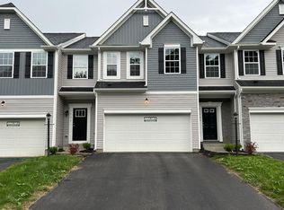1705 Canterbury Dr, Imperial, PA